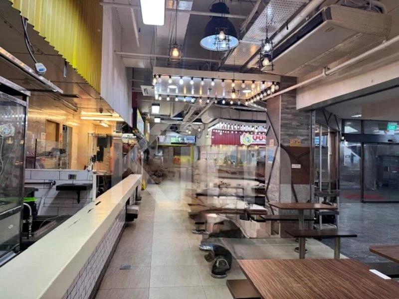 Shop / Shophouse for Sale in  Midpoint Orchard - Image 2